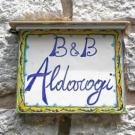Bed & Breakfast Aldarogi 4*