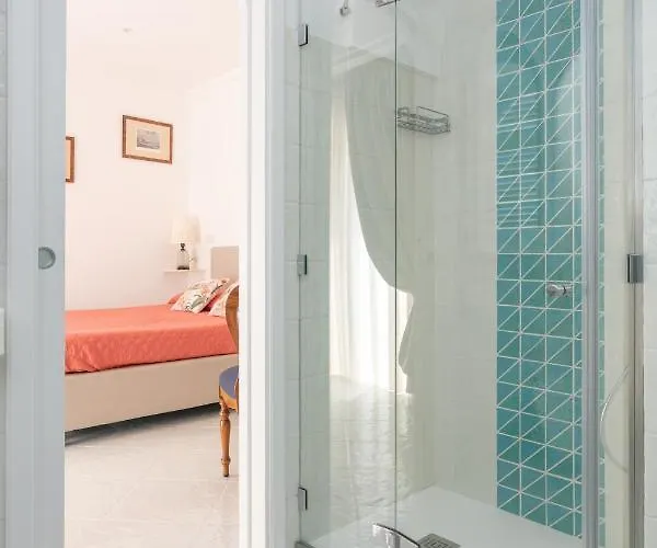 Aldarogi Nocleg ze śniadaniem Capri